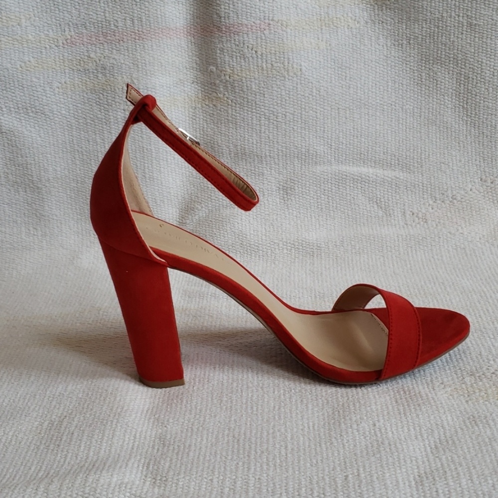 Red heels - Picture 4 of 4